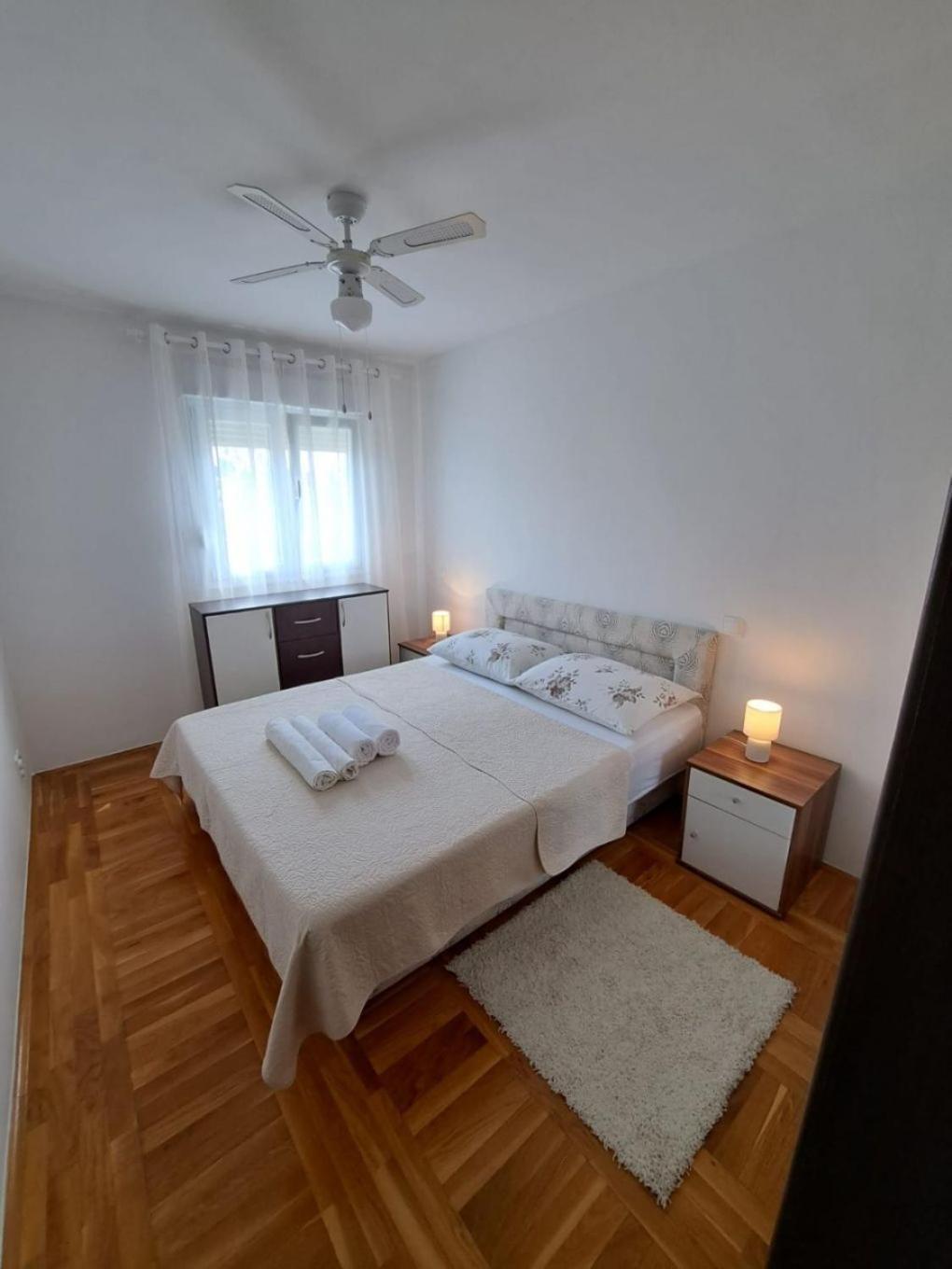 Apartment Slava - Close To The Mall Σπλιτ Εξωτερικό φωτογραφία